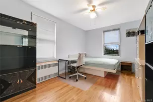 25-15 Union St, Flushing, NY 11354 - Photo 9