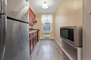 25-15 Union St, Flushing, NY 11354 - Photo 13