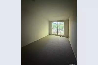 121 Hill Spur #121, Calverton, NY 11933 - Photo 7
