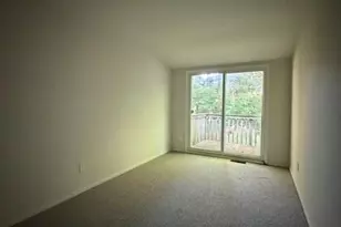 121 Hill Spur, Calverton, NY 11933 - Photo 7