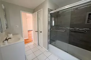 611 Park Ave, Uniondale, NY 11553 - Photo 37