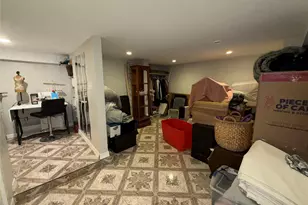 611 Park Ave, Uniondale, NY 11553 - Photo 21