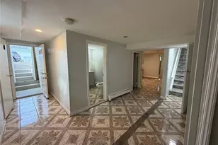 611 Park Ave, Uniondale, NY 11553 - Photo 19