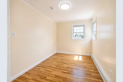 644 South 8th  Street, West Babylon, NY 11757 - Photo 21