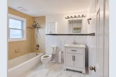 644 South 8th  Street, West Babylon, NY 11757 - Photo 15