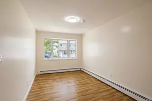 644 S 8th St, West Babylon, NY 11757 - Photo 13