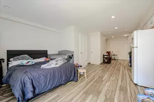 2406 Tiemann Ave, Bronx, NY 10469 - Photo 17