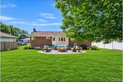 149 Burlington Avenue, Deer Park, NY 11729 - Photo 3