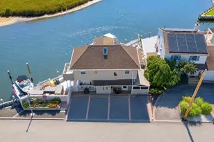959 S 5th St, Lindenhurst, NY 11757 - Photo 15