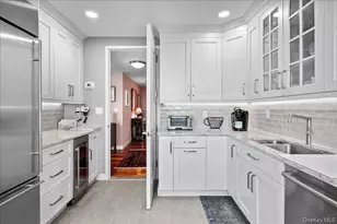 10 City Pl, White Plains, NY 10601 - Photo 11