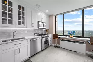 10 City Pl, White Plains, NY 10601 - Photo 9