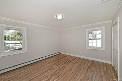 27 Osage Drive, Huntington Station, NY 11746 - Photo 19