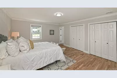 27 Osage Drive, Huntington Station, NY 11746 - Photo 15