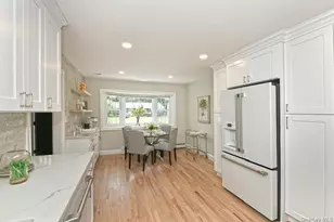 27 Osage Dr, Huntington Station, NY 11746 - Photo 13