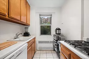 250 Garth Rd, Scarsdale, NY 10583 - Photo 9