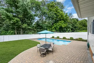 19 Opal Ct, Hauppauge, NY 11788 - Photo 27