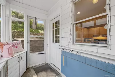 31 Desmond Avenue, Bronxville, NY 10708 - Photo 13