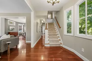 31 Desmond Ave, Bronxville, NY 10708 - Photo 3