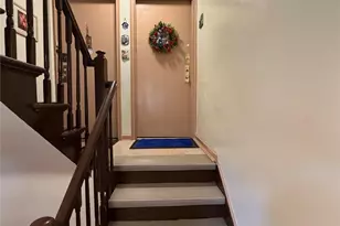 90-25 Shore Pkwy, Howard Beach, NY 11414 - Photo 3