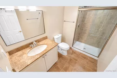 327 Medea Way, Central Islip, NY 11722 - Photo 21