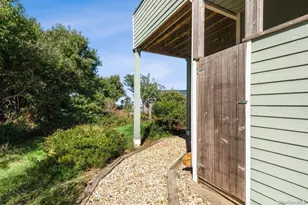 46 Captain Kidds Path, Montauk, NY 11954 - Photo 15