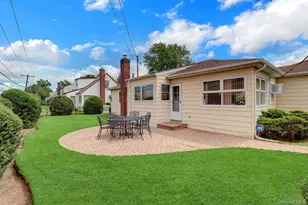 85 Joseph St, New Hyde Park, NY 11040 - Photo 21