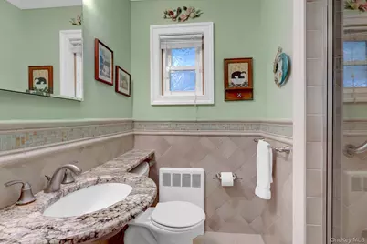 85 Joseph Street, New Hyde Park, NY 11040 - Photo 17