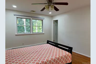 7 Gables Court, Dix Hills, NY 11746 - Photo 5