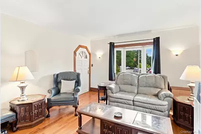 638 Sergeant Palmateer Way, Wappingers Falls, NY 12590 - Photo 11