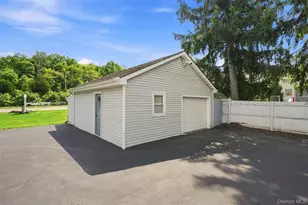 638 Sergeant Palmateer Way, Wappingers Falls, NY 12590 - Photo 5