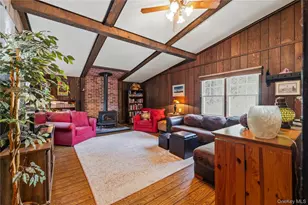 195 Oscawana Lake Rd, Putnam Valley, NY 10579 - Photo 15