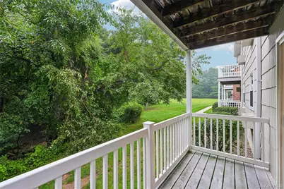 192 Doxbury Lane, Suffern, NY 10901 - Photo 21