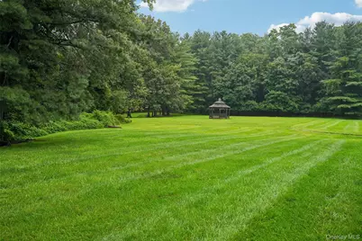 192 Doxbury Lane, Suffern, NY 10901 - Photo 23