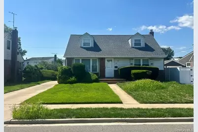 586 Martin Road, Franklin Square, NY 11010 - Photo 1
