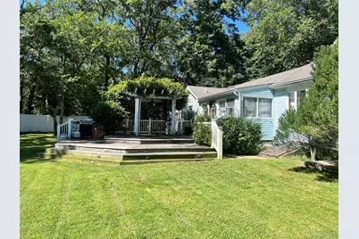 1029 Wading River Manor Road, Manorville, NY 11949 - Photo 11