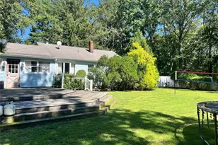 1029 Wading River Manor Rd, Manorville, NY 11949 - Photo 3