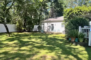 1029 Wading River Manor Rd, Manorville, NY 11949 - Photo 7