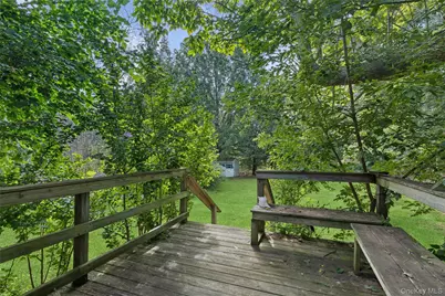 650 Greenfields Lane, Southold, NY 11971 - Photo 23
