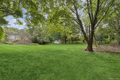650 Greenfields Lane, Southold, NY 11971 - Photo 19