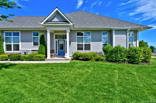 131 Grace Hall Ln, Yaphank, NY 11980 - Photo 3
