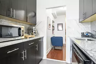 99-60 63rd Rd, Rego Park, NY 11374 - Photo 15