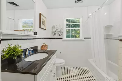 87 Bolton Avenue, White Plains, NY 10605 - Photo 29