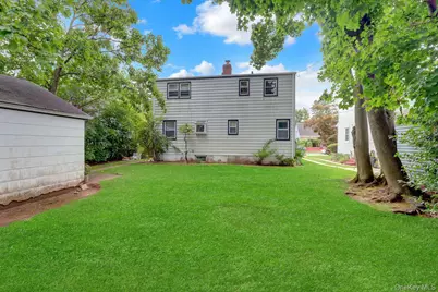 781 Salem Road, Uniondale, NY 11553 - Photo 17