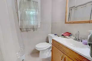 781 Salem Rd, Uniondale, NY 11553 - Photo 7