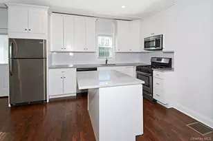 195 Purchase St, Rye, NY 10580 - Photo 3