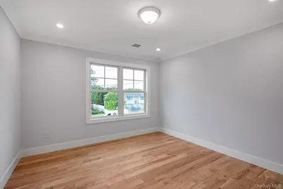 115 Jackson Avenue, Massapequa Park, NY 11762 - Photo 25