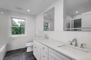 115 Jackson Ave, Massapequa Park, NY 11762 - Photo 23