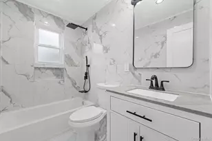 248-12 139th Ave, Rosedale, NY 11422 - Photo 5