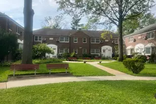 249-32 63rd Ave, Little Neck, NY 11362 - Photo 3