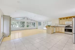 17 Cragmere Rd, Suffern, NY 10901 - Photo 7